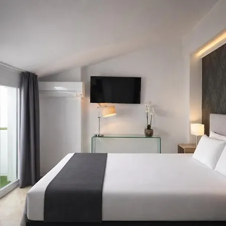 Abril ゲストハウス 4*