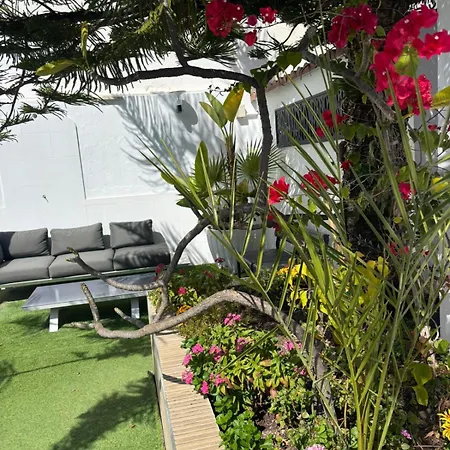 Abril ゲストハウス ネルハ