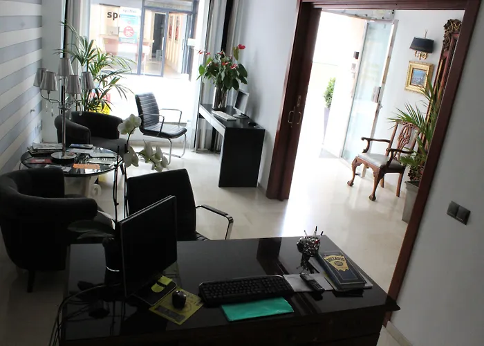 Guest house Abril 4*