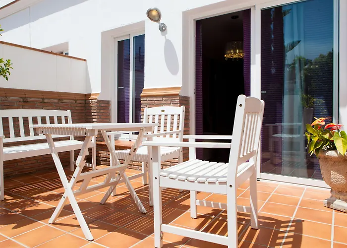 Abril Guest house 4*