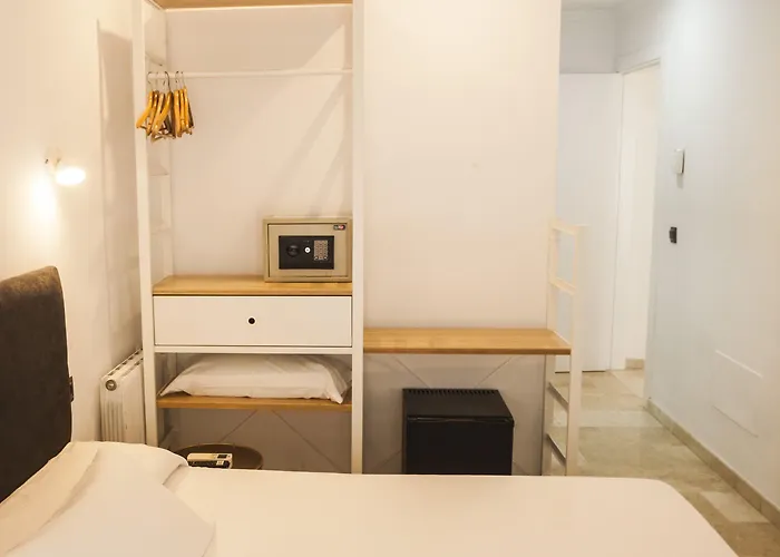 Abril Guest house Nerja