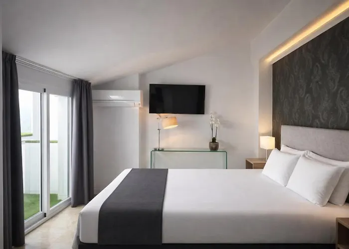 Abril ゲストハウス 4*