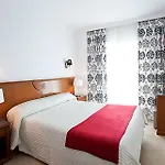 Abril 4* Nerja