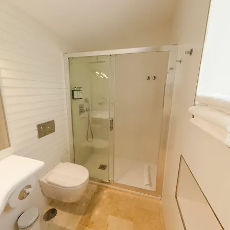 Abril Gæstehus Nerja