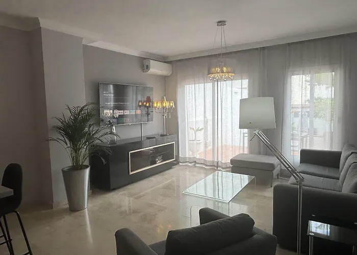 Casa de hóspedes Abril 4*