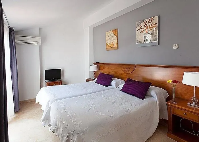 Abril Casa de hóspedes 4*